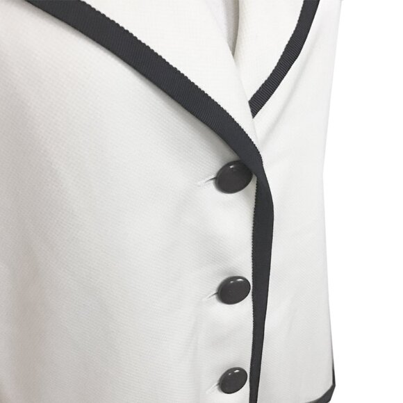 ESCADA Cream and Black Classic Wool Blazer - Picture 3 of 14